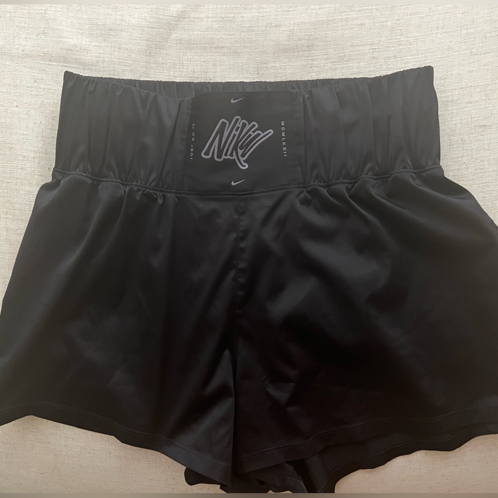 NIKE // Cool boxing shorts 🏃‍♀️